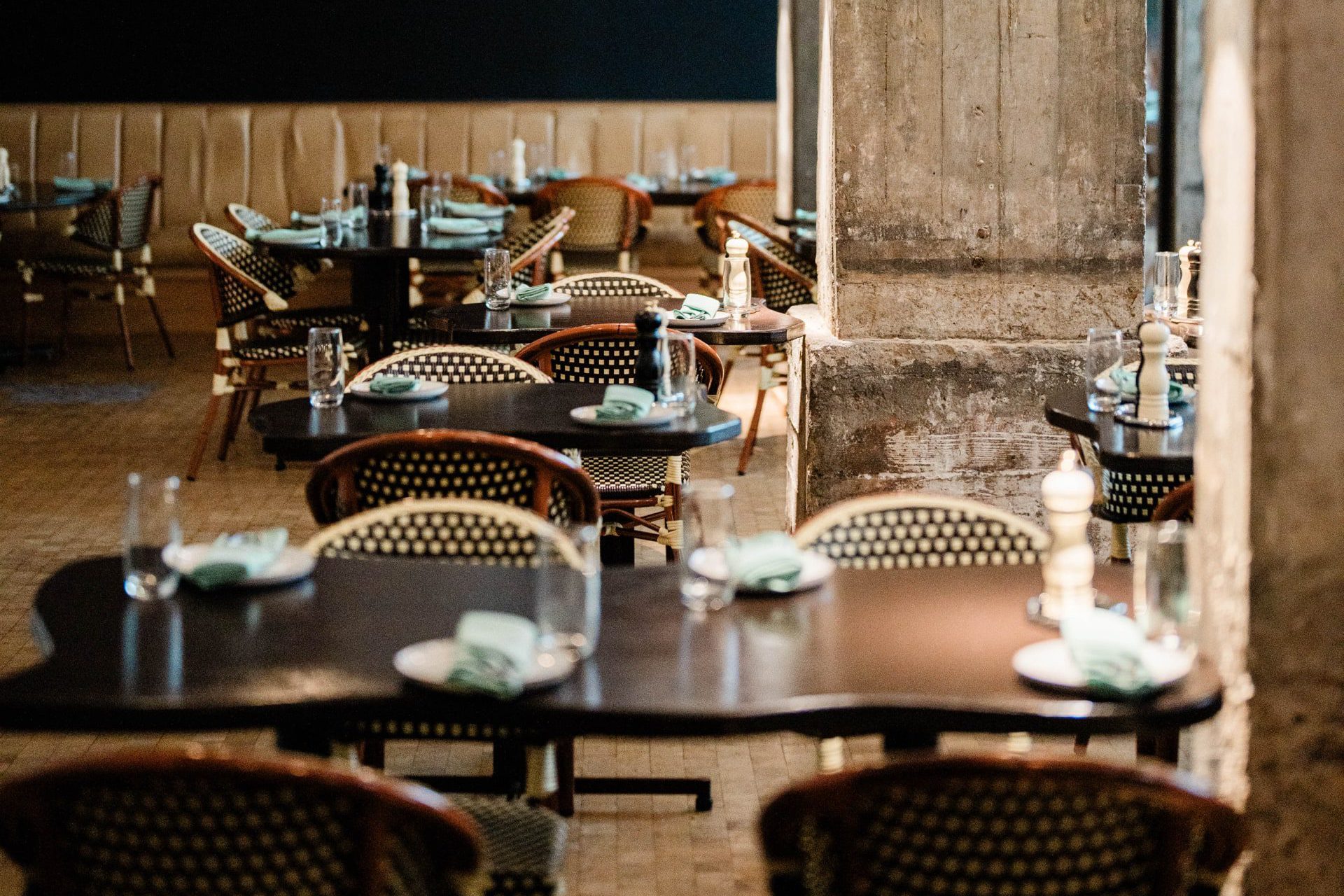 restaurant dining room with tables and chairs